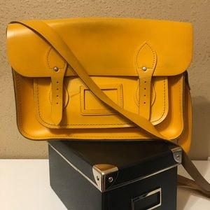 Gently used 14 inch Cambridge Satchel